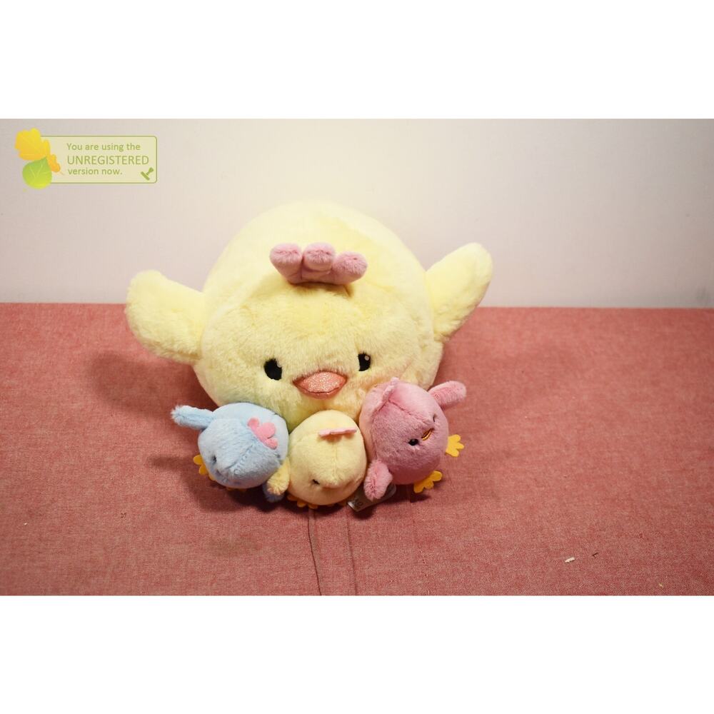 FAO Schwarz Mommy and Babies Chick Toy Plush
